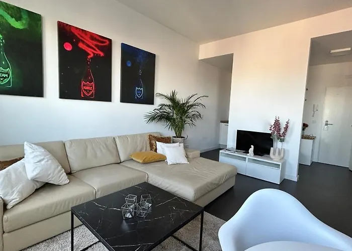 Skyview Studio At Kreuzberg-mitte *