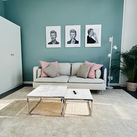 Skyview Studio At Kreuzberg-mitte *