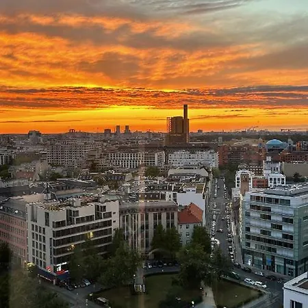 Skyview Studio At Kreuzberg-mitte