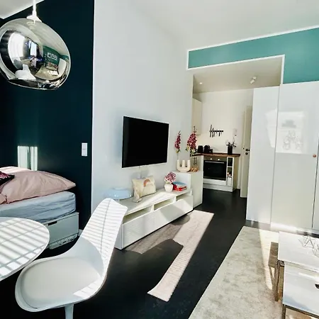 Apartment Skyview Studio At Kreuzberg-mitte *