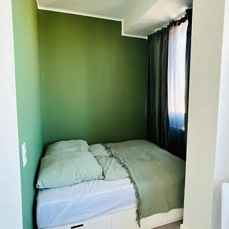 Skyview Studio At Kreuzberg-mitte