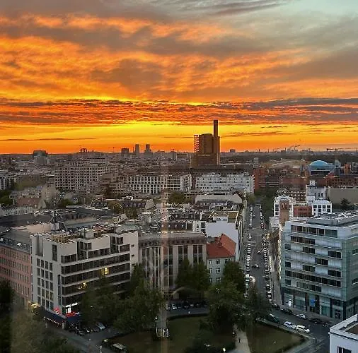 Skyview Studio At Kreuzberg-mitte