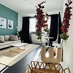 Apartment Skyview Studio At Kreuzberg-mitte *